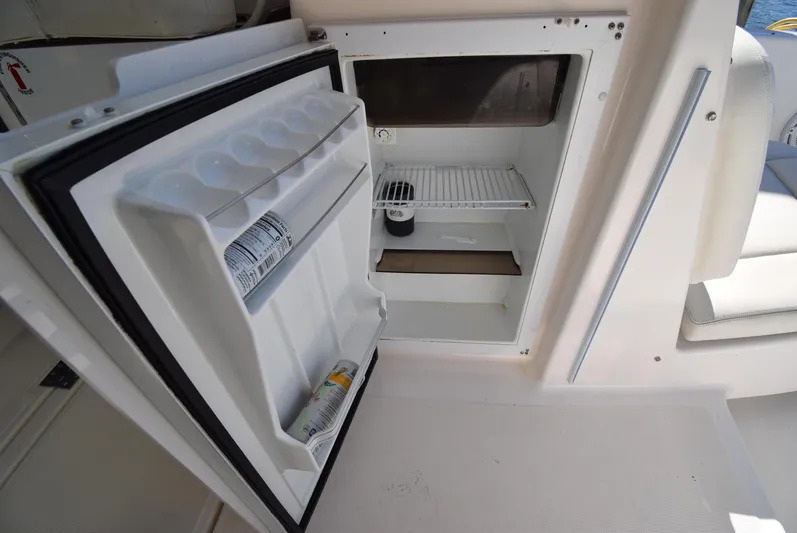 Just Breathe Yacht Photos Pics 