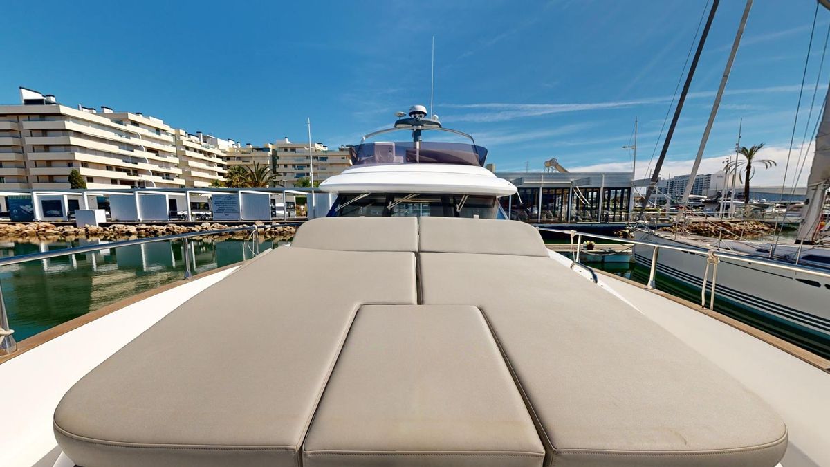 2020 Azimut 43 