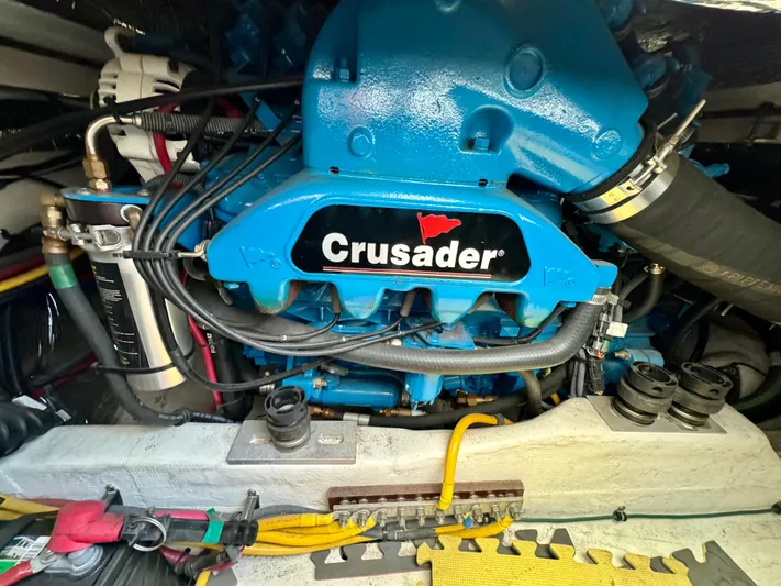 Castaways Yacht Photos Pics Engine compartment of a 2006 Tiara Yachts 29 Open with Crusader engine.