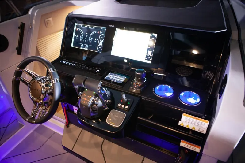  Yacht Photos Pics 2023-Saxdor-320-GTO-MarineMax