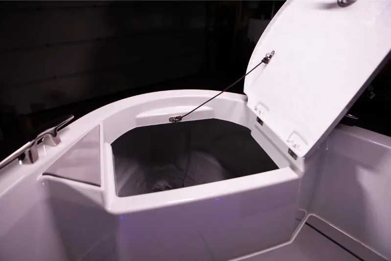  Yacht Photos Pics 2023-Saxdor-320-GTO-MarineMax