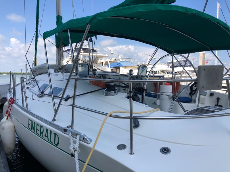 1995 Beneteau 42S7