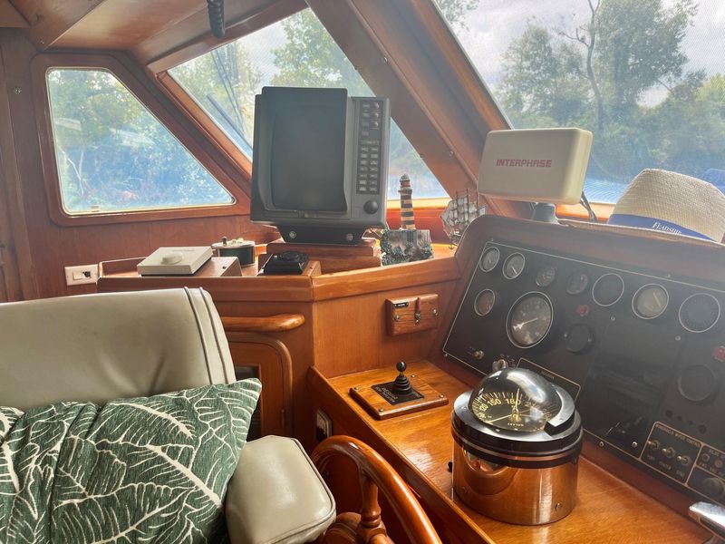 1986 Angel Med Yacht Cockpit Pilothouse