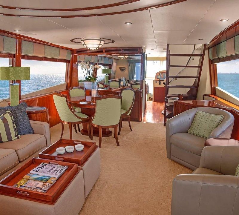 2007 Lazzara 68 