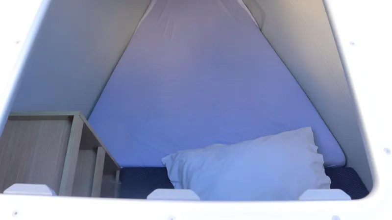 Happy Fluke Yacht Photos Pics Happy Fluke - Crew Cabin View (2)