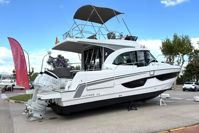 2021 Beneteau Antares 11