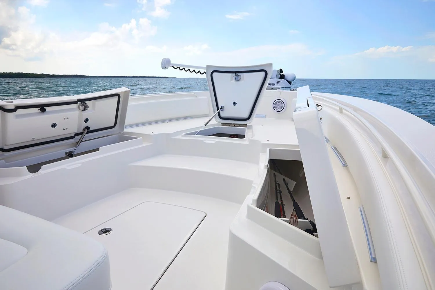 2025 Regulator 26XO Photo