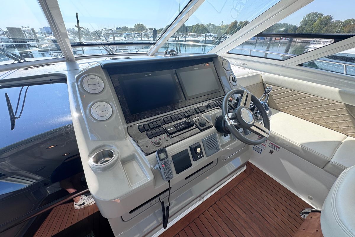 2011 Sea Ray 54 
