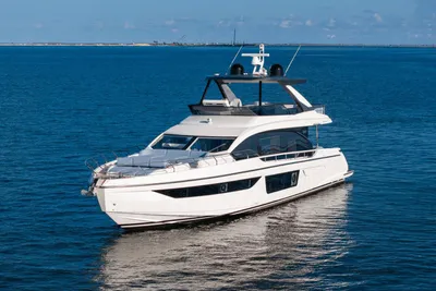 Azimut Fly 68