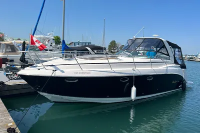 Rinker 360 Express Cruiser