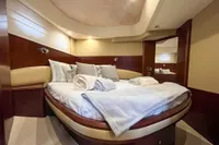 Princess V58 – 2006 – Timeless British Elegance with 3 Cabins, Huge Cockpit & Strong Performance