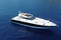 Princess V58 – 2006 – Timeless British Elegance with 3 Cabins, Huge Cockpit & Strong Performance