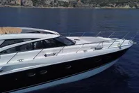Princess V58 – 2006 – Timeless British Elegance with 3 Cabins, Huge Cockpit & Strong Performance