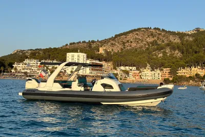 2020 Zodiac Medline 9