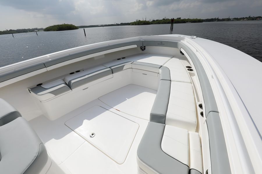 2022 Regulator 41