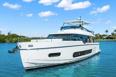 Azimut Magellano 60