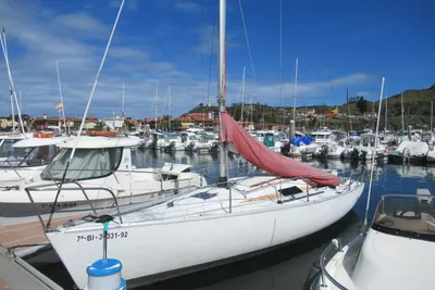 1984 Beneteau First Class 8