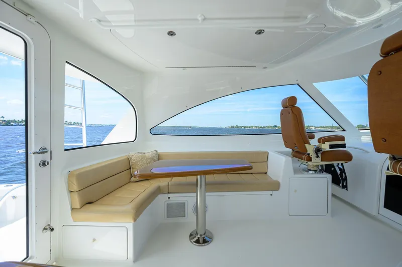 Cajun Moon Yacht Photos Pics Viking 48 Sport Tower Cajun Moon - Helm Deck Seating