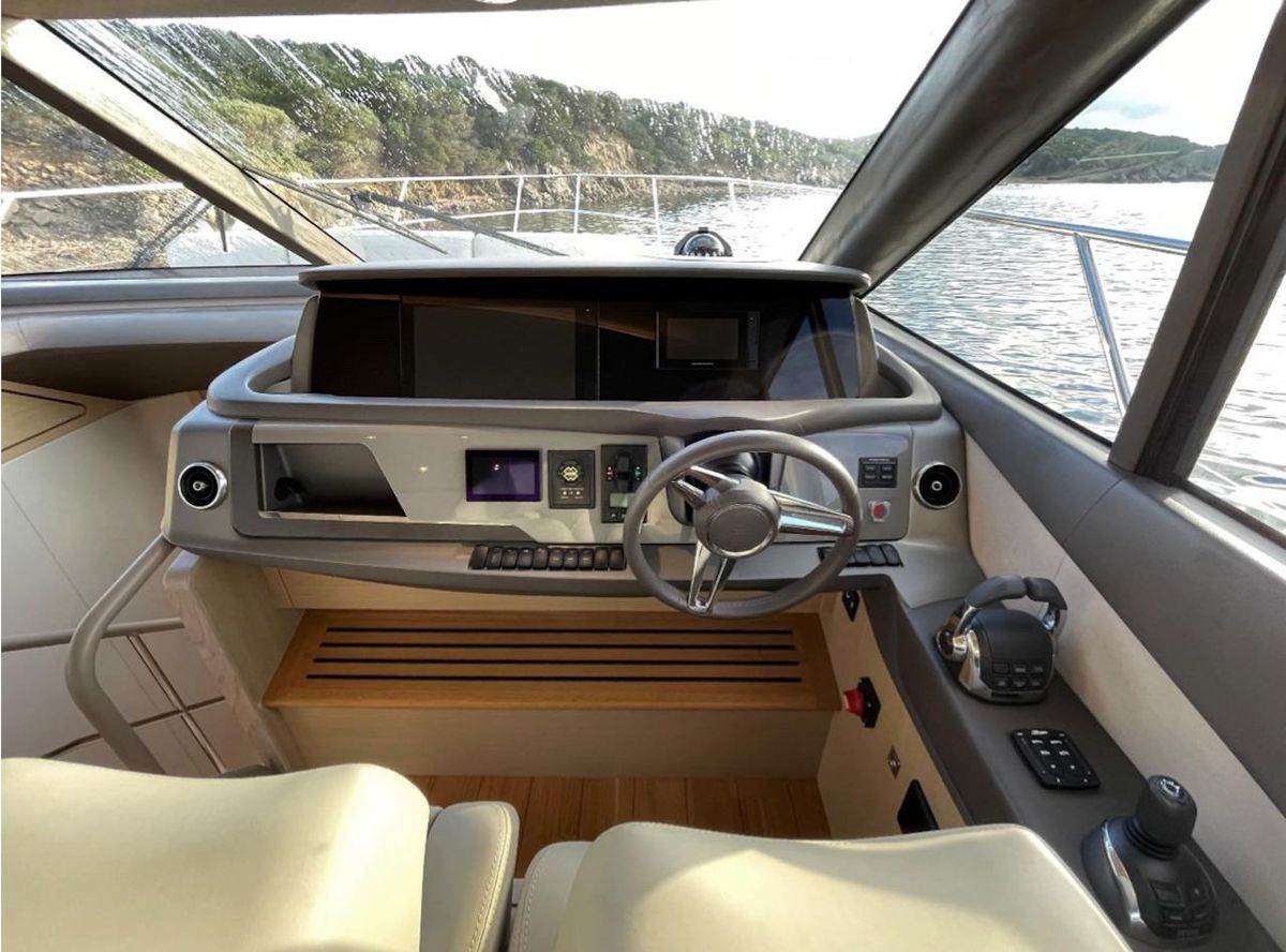 2019 Princess 57 
