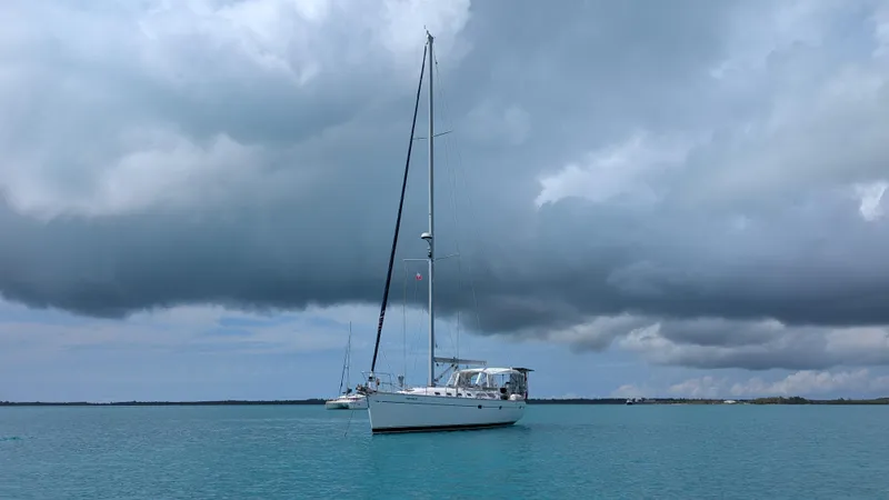 Escapade Yacht Photos Pics 