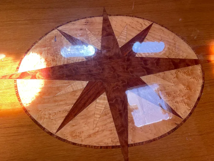 Escapade Yacht Photos Pics 