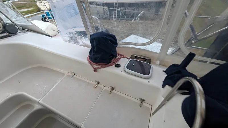 Escapade Yacht Photos Pics 