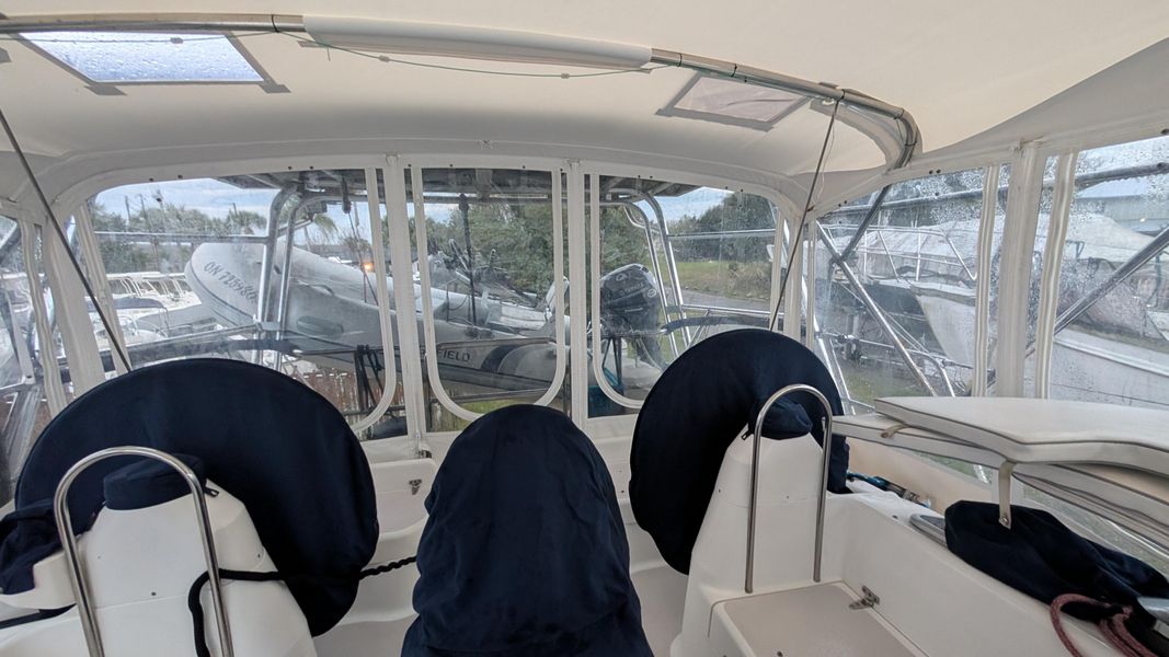 2002 Catalina 470