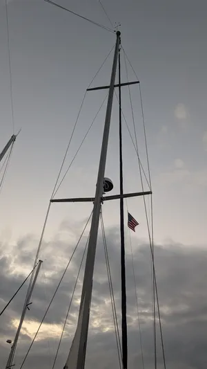 Escapade Yacht Photos Pics 