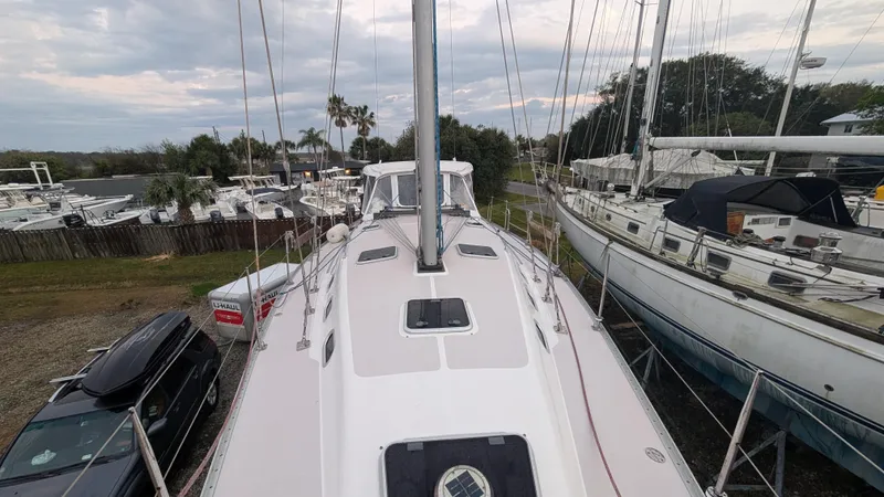 Escapade Yacht Photos Pics 