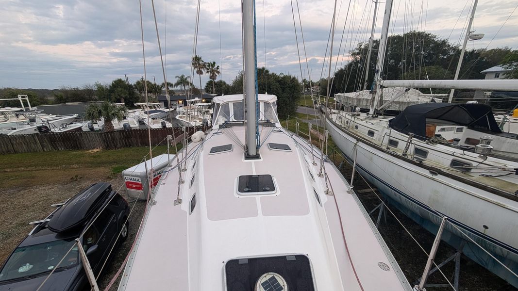 2002 Catalina 470