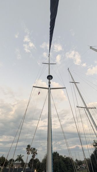 2002 Catalina 470