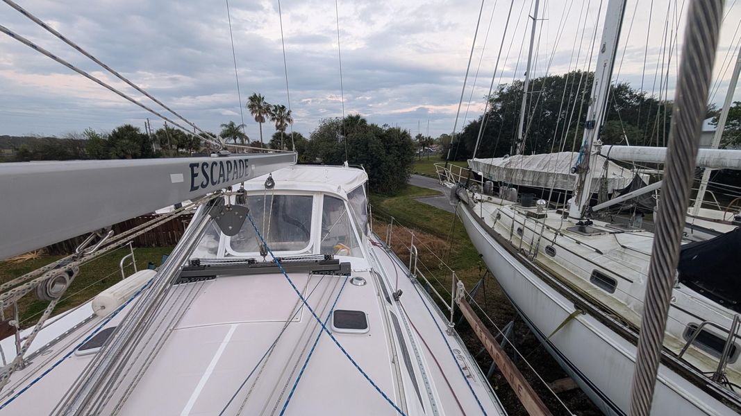 2002 Catalina 470