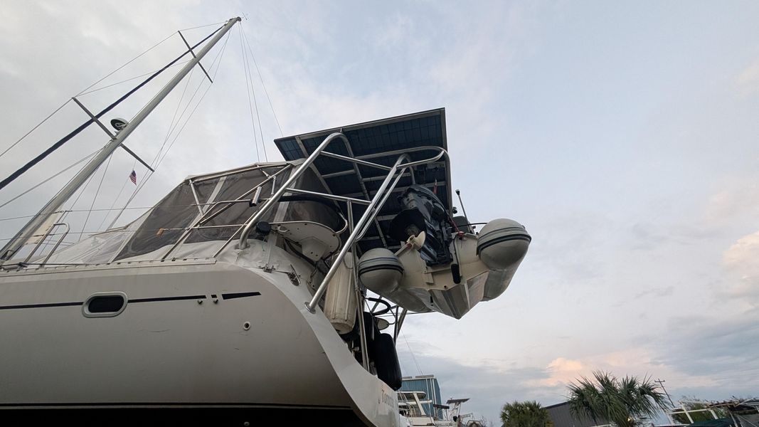2002 Catalina 470