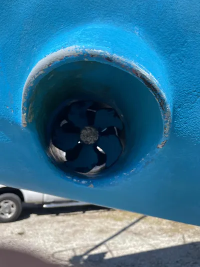 Escapade Yacht Photos Pics 