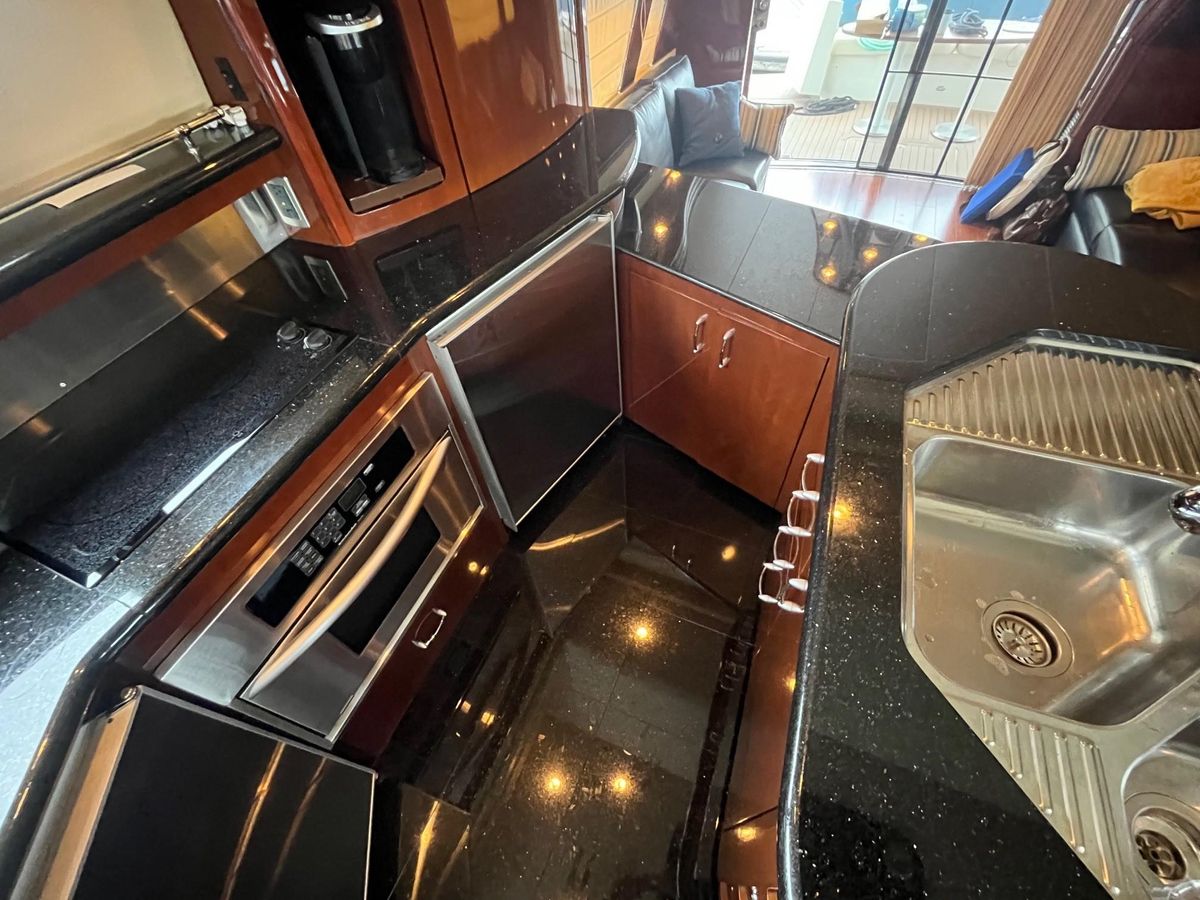 2004 Marquis 59 