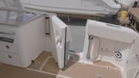2020 Boston Whaler 320 Vantage