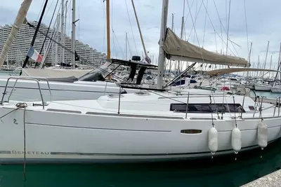 2010 Beneteau Oceanis 34