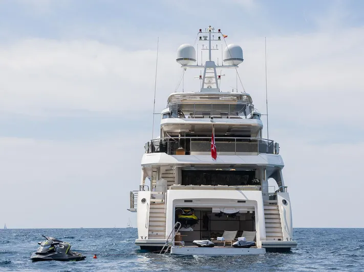 Ace 2 Yacht Photos Pics 