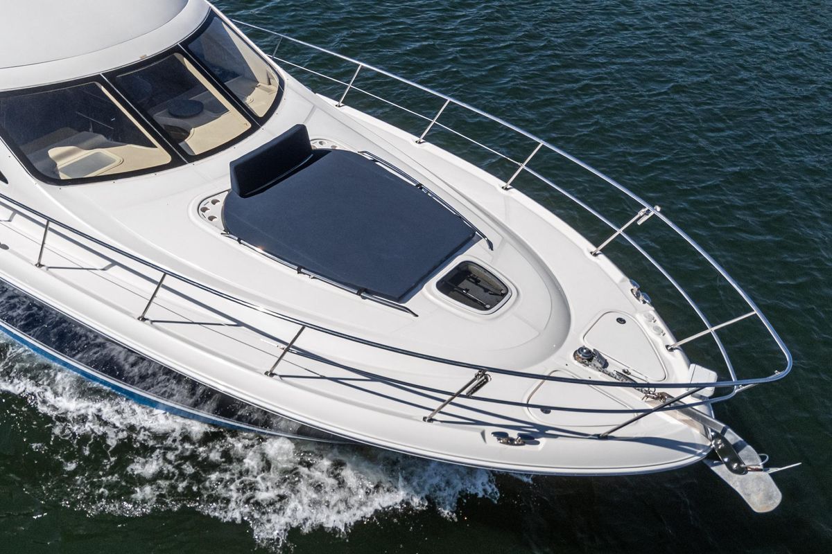 2005 Sea Ray 52 