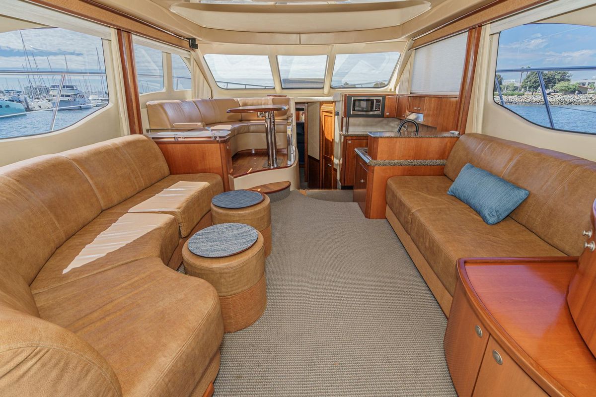 2005 Sea Ray 52 