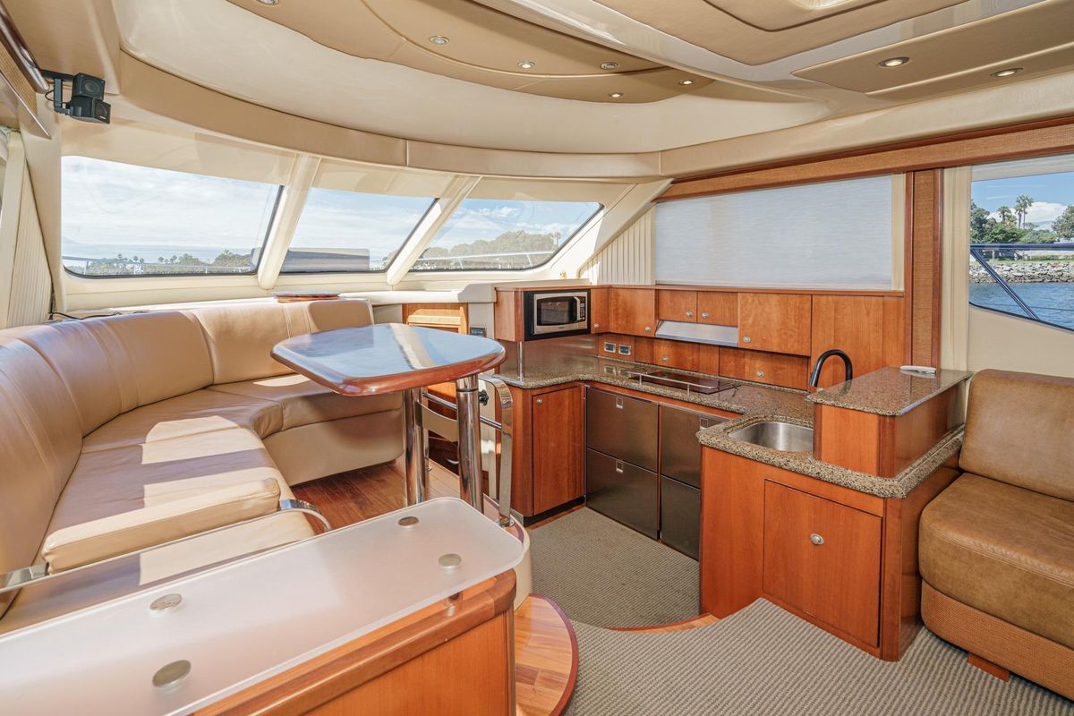 2005 Sea Ray 52 