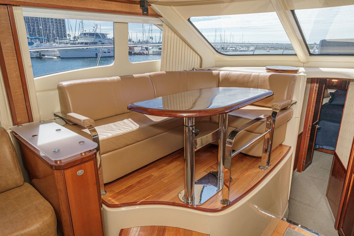 2005 Sea Ray 52 