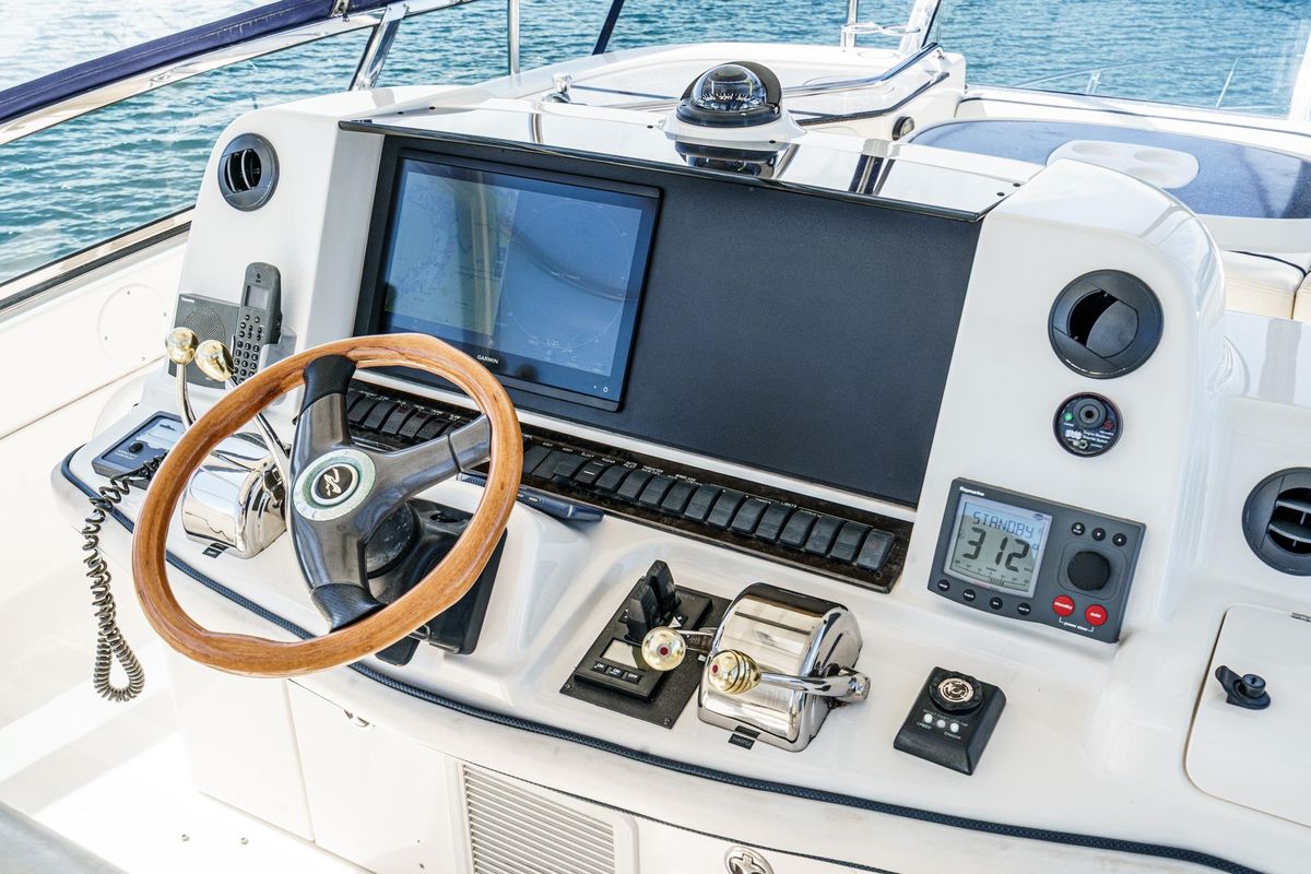 2005 Sea Ray 52 