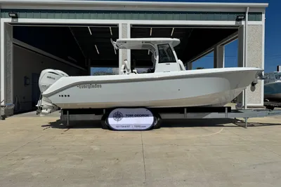 Everglades 315 CC