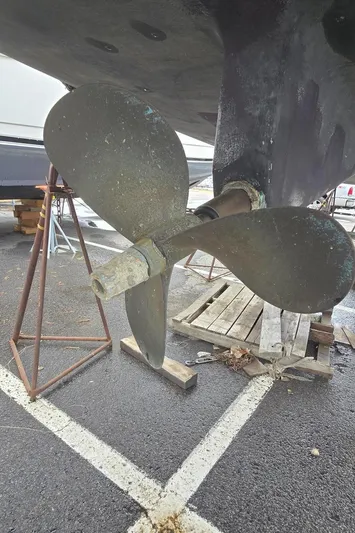 Spirit Bird Yacht Photos Pics 