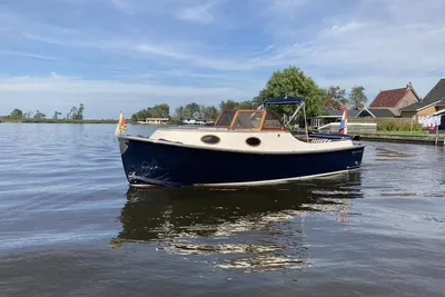 2005 Marine Craft Dutch Classic 820
