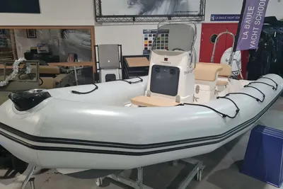 2022 Bombard Sunrider 650