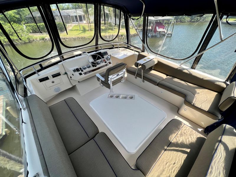 2006 Mainship 43 Trawler