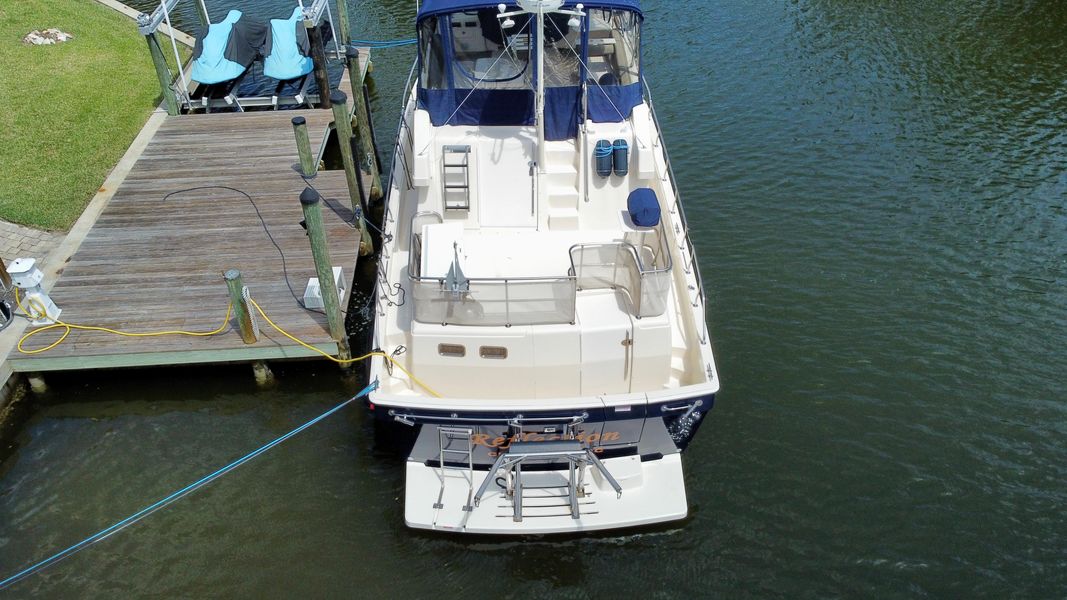 2006 Mainship 43 Trawler