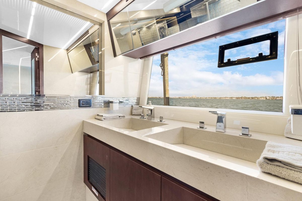 2020 Galeon 68 